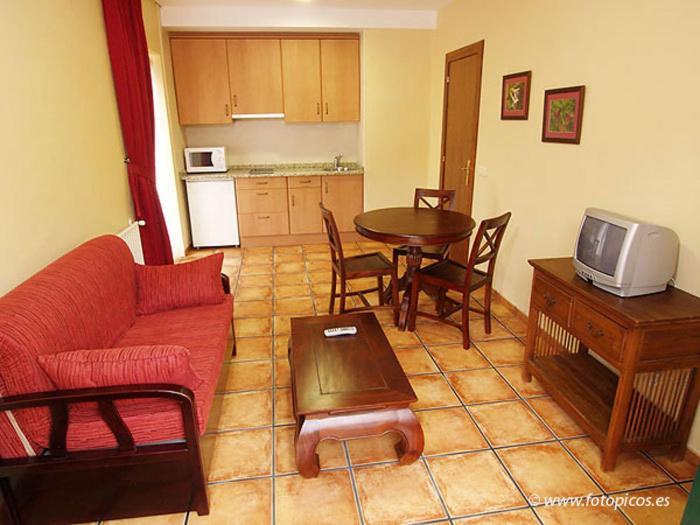 Apartamentos Villa De Cabrales Apartment